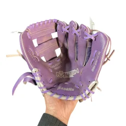 Used Franklin MESKTEK RH Throw Fastpitch Gloves Purple 9 1/2
