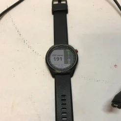 Used Garmin APPROACH S42 GPS GOLF WATCH Field Equipment