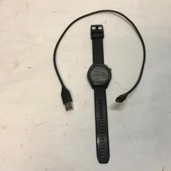 Used Garmin APPROACH S42 GPS GOLF WATCH Field Equipment