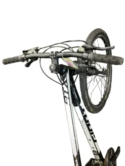Used Giant ATX Mountain Bike Mens Black 33-37cm - 13-14" - XS Frame