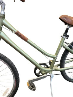 Used Giant SUEDE METRO Hybrid/City Bike Womens Green 53-55cm - MD Frame