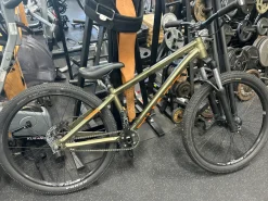 Used HARO THREAD ONE Mountain Bike Mens Dark Green 43-47cm - 17-18" - MD Frame