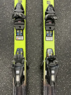 Used Head SUPER SHAPE TEAM Boys DH Ski/Binding Yellow 127 cm