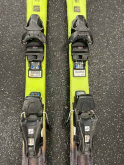 Used Head SUPER SHAPE TEAM Boys DH Ski/Binding Yellow 117 cm