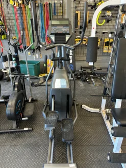 Used Horizon RE7.6 Programmable Elliptical