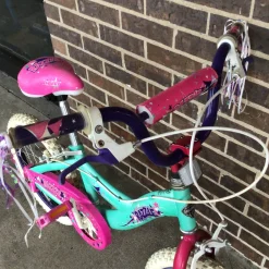 Used Huffy RAZZLE 18IN GIRLS BMX BIKE BMX Bike Girls Teal 18