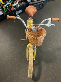 Used JOYSTAR Cruiser Bike Girls Yellow 20"