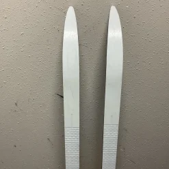 Used Karhu JESTER Boys XC Ski/Binding 130 cm