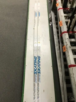 Used Karhu ULTRA MX SKATING Mens XC Skis Only White 190 cm