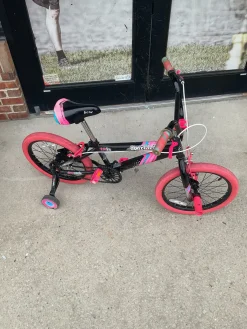 Used Kent SPARKLES Training Wheel Bike Girls Black 18"