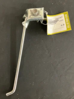 Used Kickstand 10IN