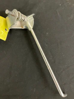 Used Kickstand 10IN