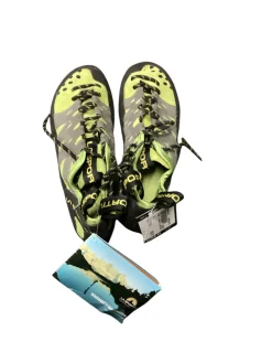 Used La Sportiva Climbing Shoes Senior 6.5