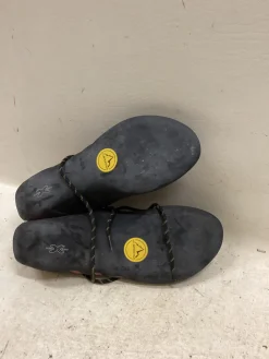 Used La Sportiva Climbing Shoes Senior 9.5