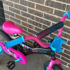 Used LOL SUPRISE REMIX 16 IN TRAINING BIKE Training Wheel Bike Girls Black 16