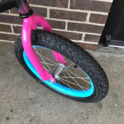 Used LOL SUPRISE REMIX 16 IN TRAINING BIKE Training Wheel Bike Girls Black 16
