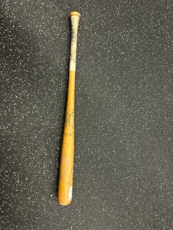 Used Louisville Slugger 125 BB/SB Wood Bat 34"