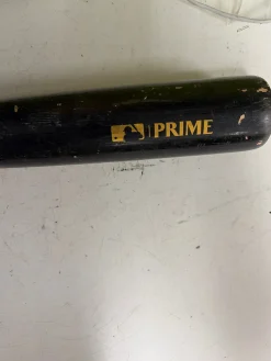 Used Louisville Slugger MAPLE CHRISIAN YELICH MODEL BB/SB Wood Bat 33"