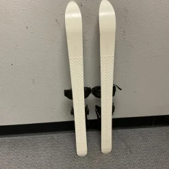Used Madshus SNOW PUP Boys XC Ski/Binding