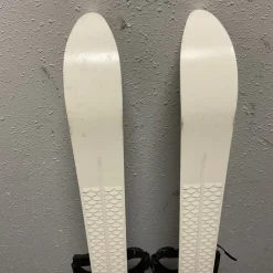 Used Madshus SNOW PUP Boys XC Ski/Binding