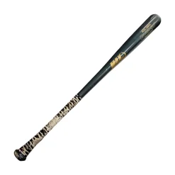 Used MAXBAT CENTER CUT PRO MAPLE BB/SB Wood Bat 32 1/2"