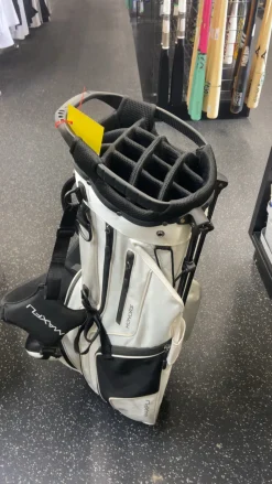 Used Maxfli HONORS Mens Stand Bag White