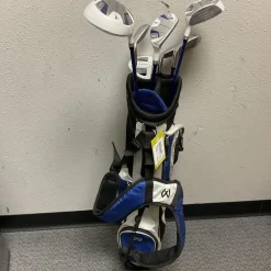Used Maxfli REV3 Jr Package Set RH White And Royal Blue 8 Piece