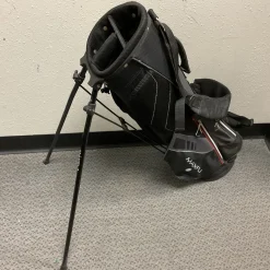 Used Maxfli VARSITY Teen Stand Bag Black And Red