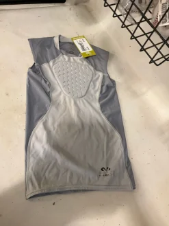 Used McDavid PADDED SHIRT YS FB Top Youth Grey SM