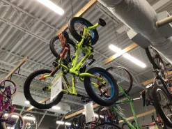 Used Mongoose LIL BUBBA 16 IN BMX BOYS BIKE BMX Bike Boys Neon Green 16"