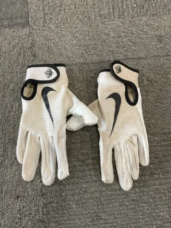 Used Nike BB/SB Batting Gloves White SM