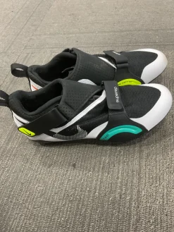Used Nike Bike Shoes Adult Black Senior 7