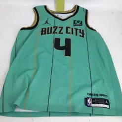 Used Nike CHARLOTTE HORNETS GRAHAM 4 MENS XL Sleeveless Spirit Wear M XL
