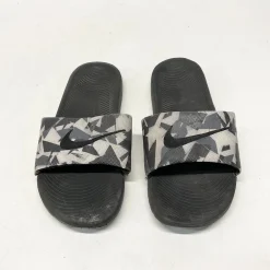 Used Nike Junior 06 Sandals