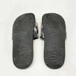 Used Nike Junior 06 Sandals