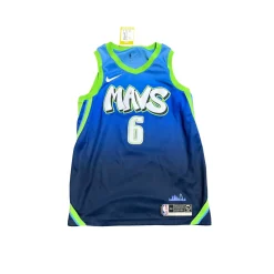 Used Nike Porzingis Mavericks Jersey Sz MD