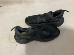 Used Nike Running/X-Train Shoes Y