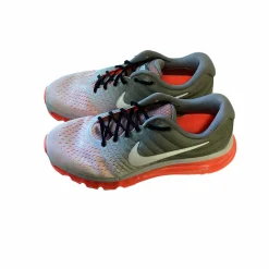 Used Nike Running/X-Train Shoes M
