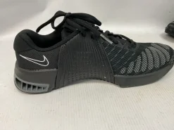 Used Nike Running/X-Train Shoes M