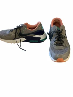 Used Nike Running/X-Train Shoes M