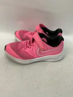 Used Nike Running/X-Train Shoes Y
