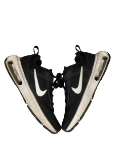 Used Nike Running/X-Train Shoes Y