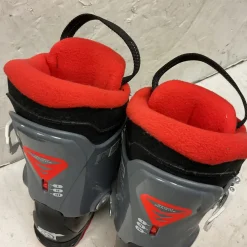 Used Nordica SPEED MACHINE J2 Boys DH Ski Boot Black And Red 195 MP - Y13