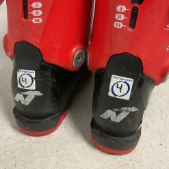 Used Nordica SPEED MACHINE J2 Boys DH Ski Boot Black And Red 215 MP - J03