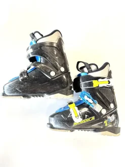 Used Nordica TEAM 3 Boys DH Ski Boot Black 225 MP - J04.5 - W5.5