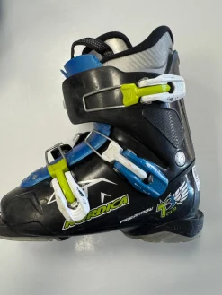 Used Nordica TEAM T3 Boys DH Ski Boot Black 235 MP - J05.5 - W06.5