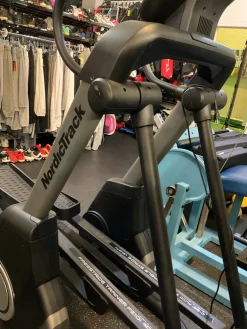 Used Nordic Track FREE STRIDE TRAINER Programmable Elliptical