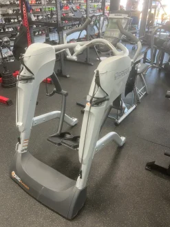 Used Octane ZERO RUNNER Programmable Elliptical