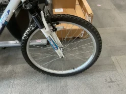 Used Pacific EXPLORER Mountain Bike Womens White 38-42cm - 15-16