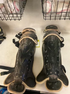 Used Rawlings CATCHERS GEAR SET Catchers Chest Protector Camouflage Intermed